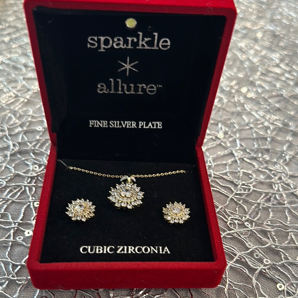 Silver Cubic Zirconia Jewelry Set